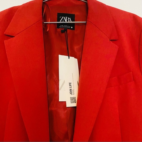 Blogger fave! Strawberry oversized blazer - Picture 9 of 14